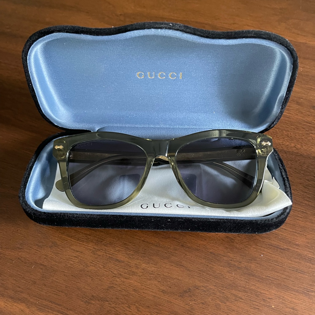 Gucci 0910s